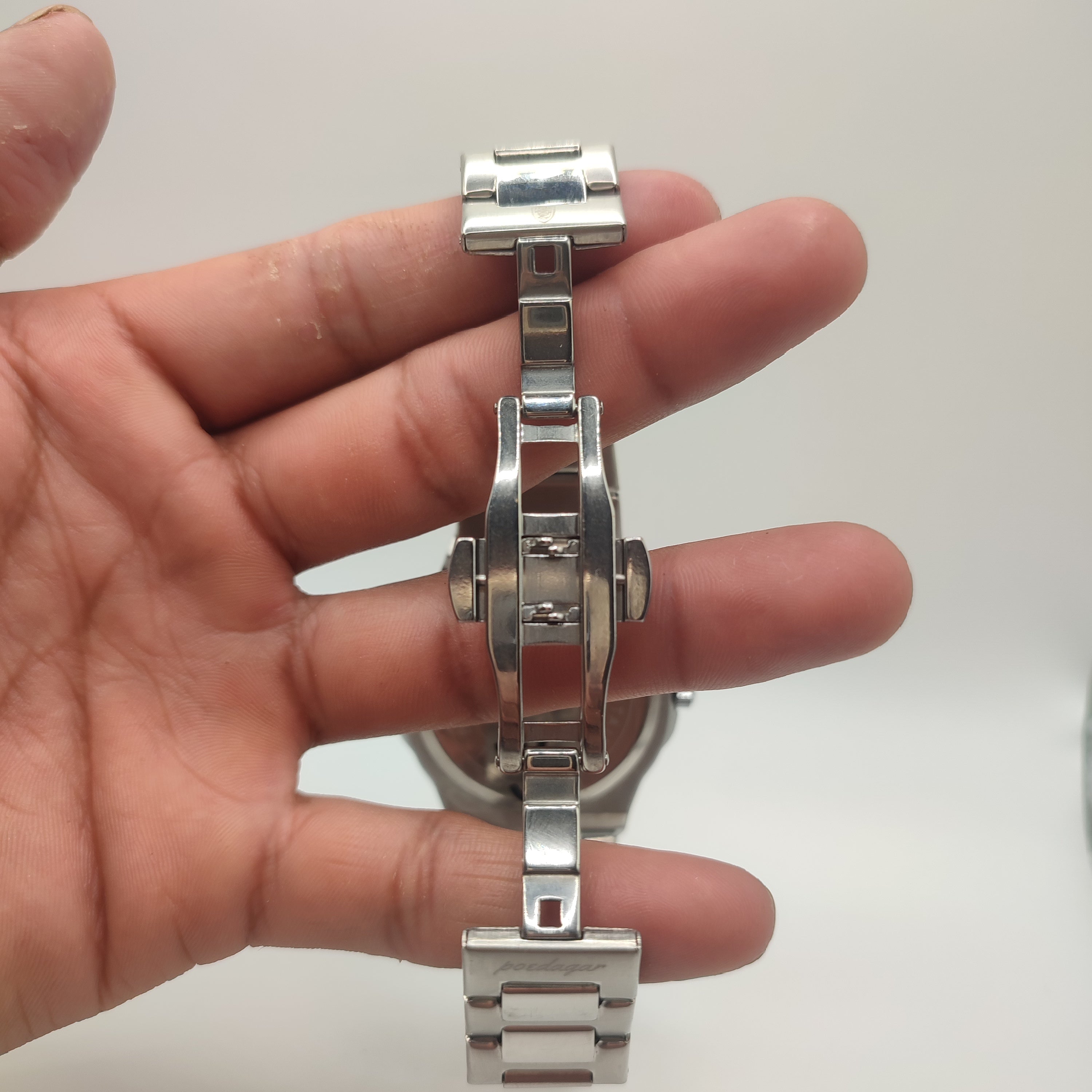 NAUTILUS  Silver White